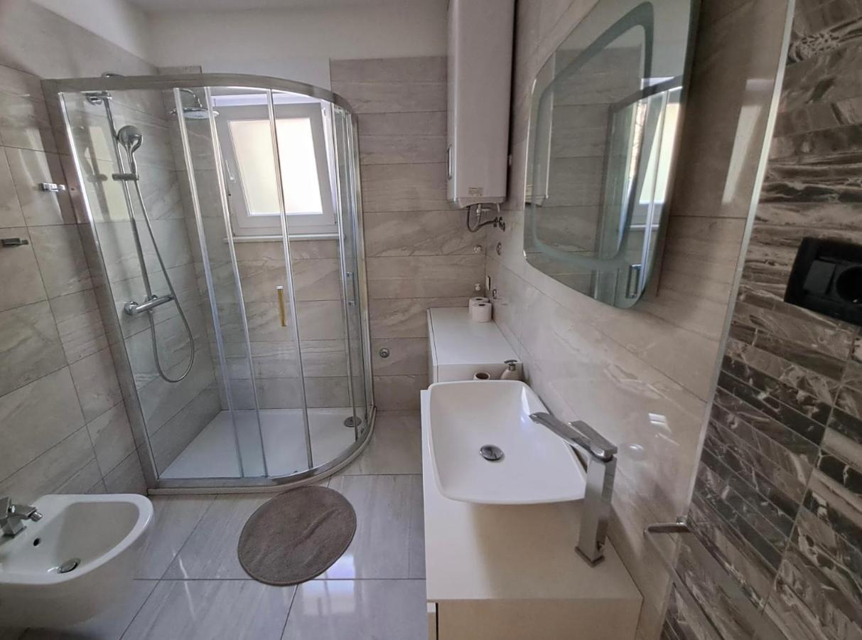 Your Panoss Rovinj Exterior photo